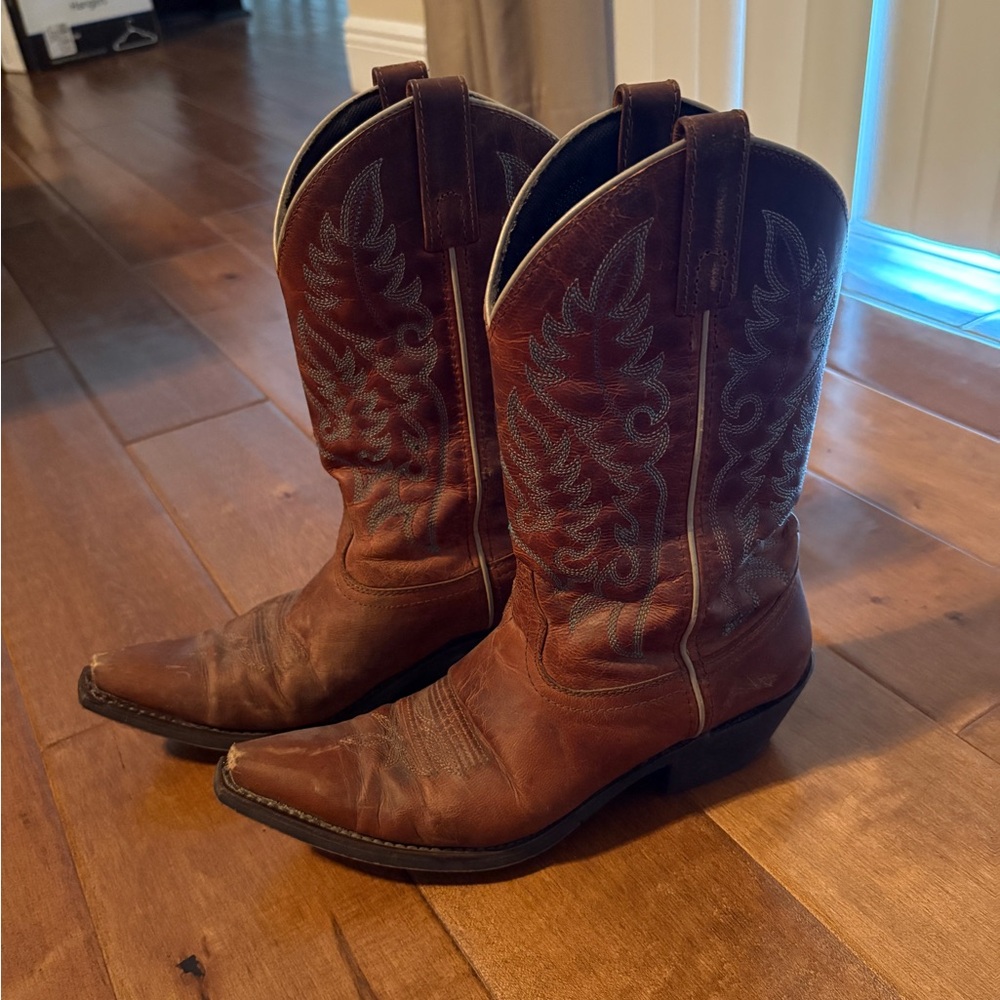 Laredo Brown Western Cowboy Boots with Distressed Leather - Women’s